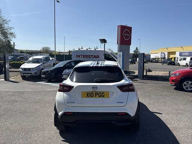 Nissan Juke 1.6 Hybrid N-Connecta 5dr Auto