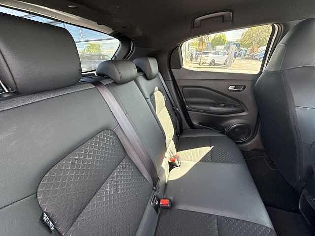 Nissan Juke 1.6 Hybrid N-Connecta 5dr Auto